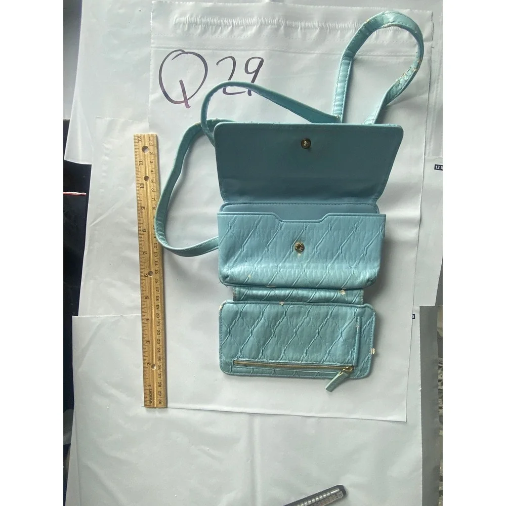 Buxton Light Blue Quilted Crossbody Wallet‎ Mini Purse Zip Snap